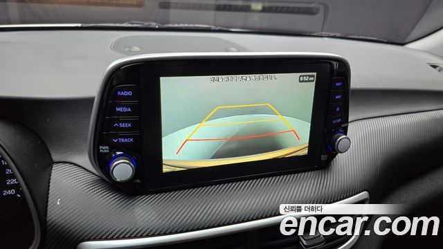 Hyundai Tucson Diesel 2.0 2WD Modern 2019 — фото 15