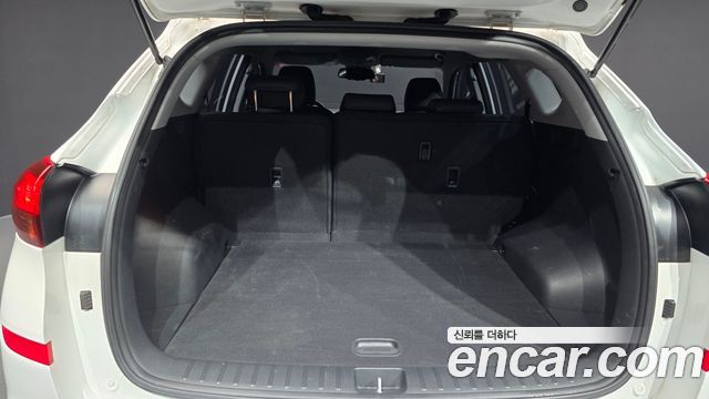 Hyundai Tucson Diesel 2.0 2WD Modern 2019 — фото 30