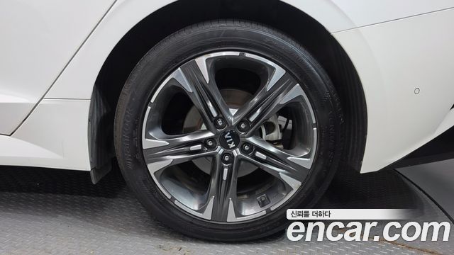 Kia K5 (III) 1.6 Turbo Signature 2020 — фото 21