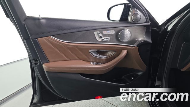 Mercedes-Benz E-Class (W213) E53 AMG 4MATIC+ 2019 — фото 24