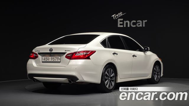 Nissan Altima 2.5 L33 2017 — фото 2