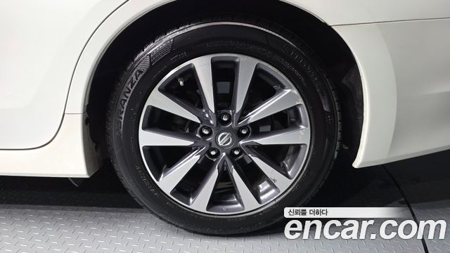 Nissan Altima 2.5 L33 2017 — фото 5