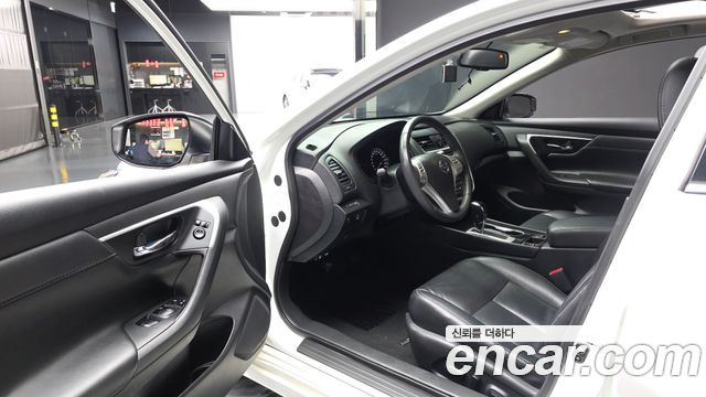 Nissan Altima 2.5 L33 2017 — фото 10