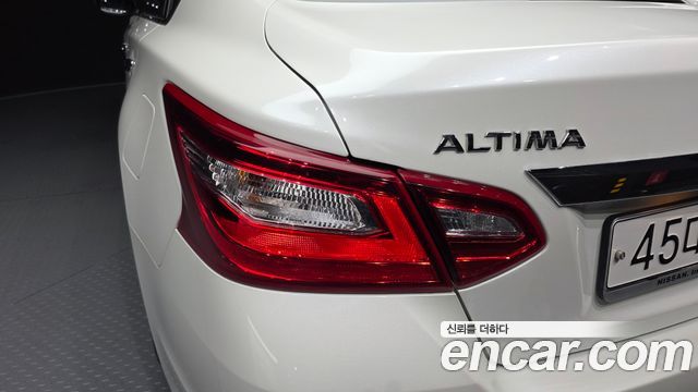 Nissan Altima 2.5 L33 2017 — фото 23