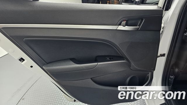 Hyundai Avante (AD) 1.6 Smart 2020 — фото 25