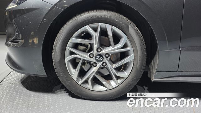 Hyundai Sonata (DN8) 2.0 Premium Family 2020 — фото 5