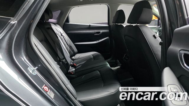 Hyundai Sonata (DN8) 2.0 Premium Family 2020 — фото 11