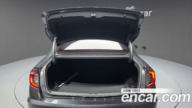 Hyundai Sonata (DN8) 2.0 Premium Family 2020 — фото 20