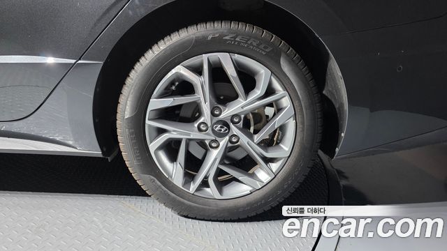 Hyundai Sonata (DN8) 2.0 Premium Family 2020 — фото 21