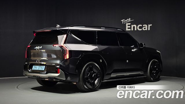 Kia EV9 Long Range 4WD GT Line 2024 — фото 2