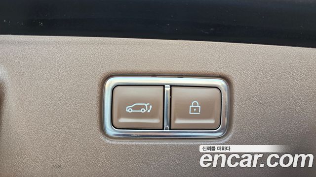 Kia EV9 Long Range 4WD GT Line 2024 — фото 16