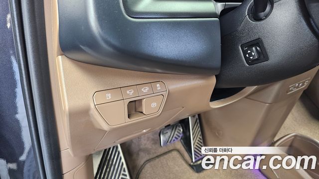 Kia EV9 Long Range 4WD GT Line 2024 — фото 27