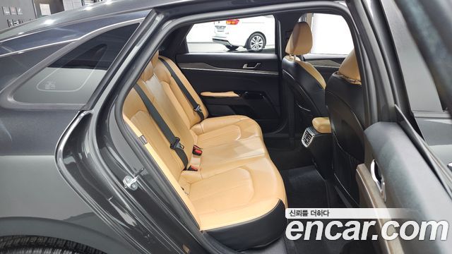 Kia K5 (III) 2.0 Noblesse 2022 — фото 11