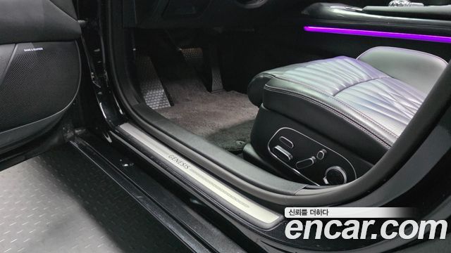 Genesis G90 (RS4) Gasoline 3.5 Turbo 2WD 2022 — фото 24