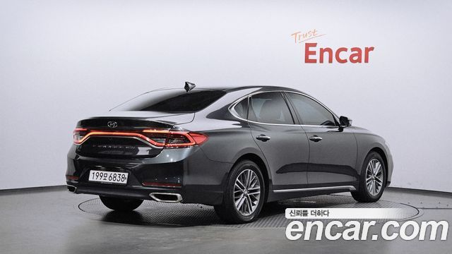 Hyundai Grandeur (IG) 3.0 LPi Modern Basic (Rental Car) 2019 — фото 2