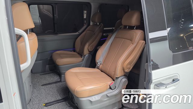 Hyundai Staria 4WD Lounge 9-Seater Inspiration 2024 — фото 12