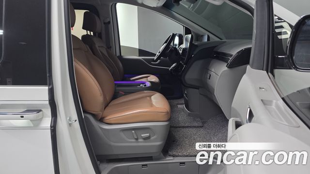 Hyundai Staria 4WD Lounge 9-Seater Inspiration 2024 — фото 26