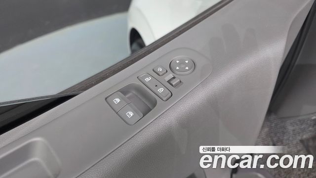 Hyundai Staria 4WD Lounge 9-Seater Inspiration 2024 — фото 28