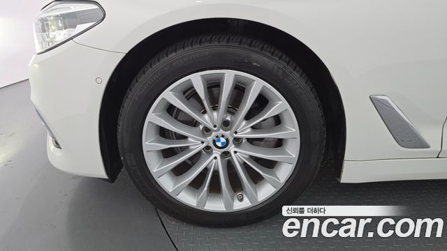 BMW 5 Series (G30) 520d Luxury Plus 2019 — фото 5