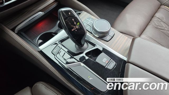 BMW 5 Series (G30) 520d Luxury Plus 2019 — фото 9
