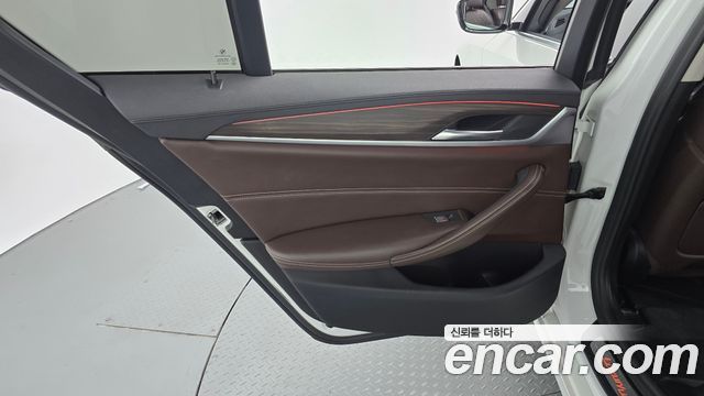 BMW 5 Series (G30) 520d Luxury Plus 2019 — фото 25
