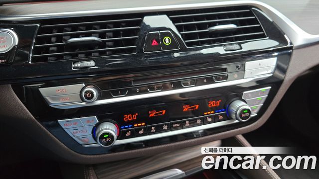 BMW 5 Series (G30) 520d Luxury Plus 2019 — фото 30