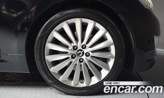 Hyundai Equus (New) VS380 Exclusive 2015 — фото 21