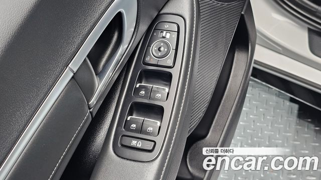 Hyundai Sonata The Edge (DN8) 2.0 LPG(Taxi) Mobility 2025 — фото 17