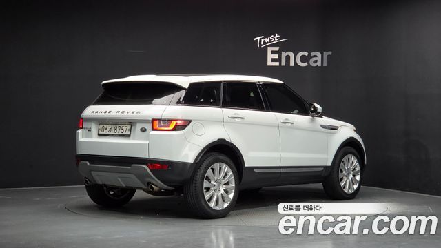 Land Rover Range Rover Evoque 2.0 TD4 HSE 2019 — фото 2