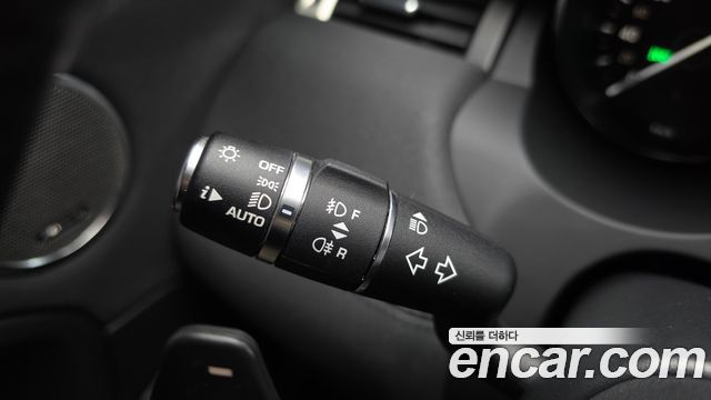 Land Rover Range Rover Evoque 2.0 TD4 HSE 2019 — фото 17