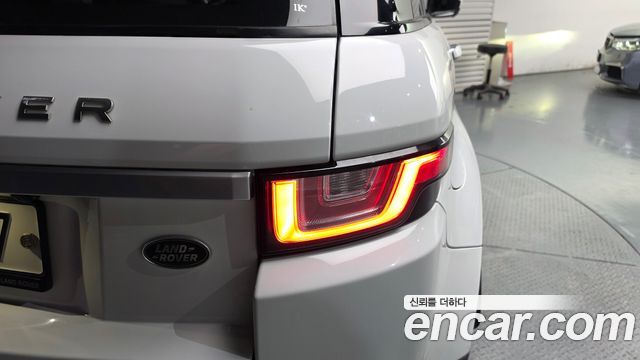 Land Rover Range Rover Evoque 2.0 TD4 HSE 2019 — фото 23