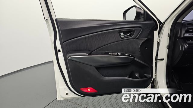 KG Mobility (SsangYong) Tivoli Armor VX 2WD 2018 — фото 24