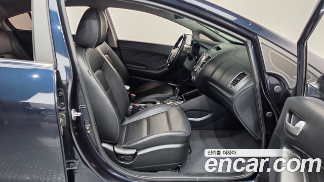 Kia K3 Trendy E Type 2016 — фото 26
