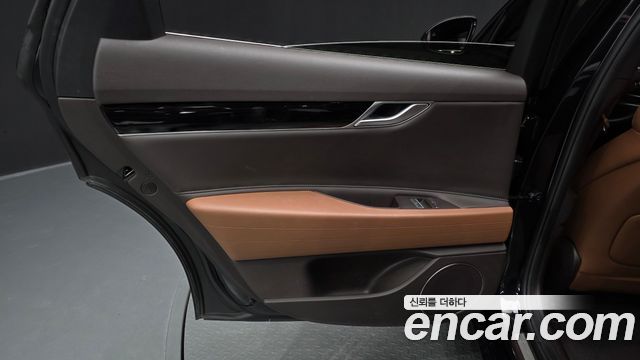 Genesis G80 (RG3) Gasoline 2.5 Turbo AWD 2022 — фото 25
