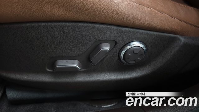 Genesis G80 (RG3) Gasoline 2.5 Turbo AWD 2022 — фото 31
