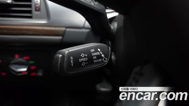 Audi A6 35 TDI Quattro Premium C7 2016 — фото 16