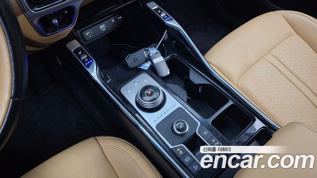 Kia Sorento (IV) HEV 1.6 2WD Noblesse 2023 — фото 9