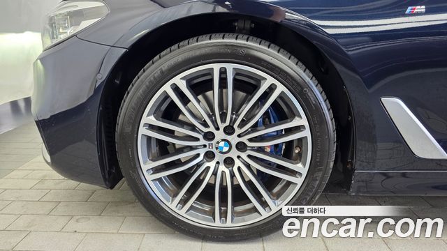 BMW 5 Series (G30) 530i xDrive M Sport Package Plus 2018 — фото 5