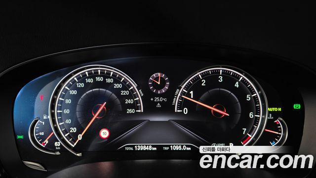 BMW 5 Series (G30) 530i xDrive M Sport Package Plus 2018 — фото 8