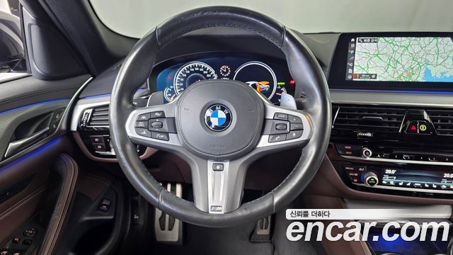 BMW 5 Series (G30) 530i xDrive M Sport Package Plus 2018 — фото 17