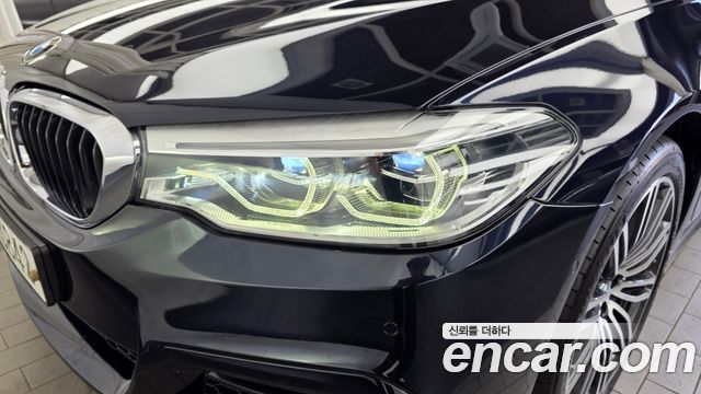 BMW 5 Series (G30) 530i xDrive M Sport Package Plus 2018 — фото 28
