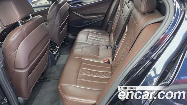 BMW 5 Series (G30) 530i xDrive M Sport Package Plus 2018 — фото 32