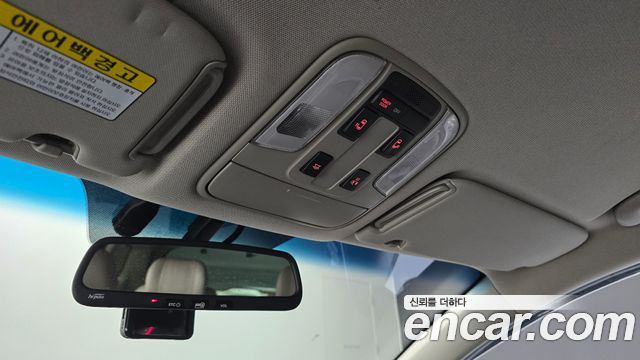 Kia Carnival 7-seater Limousine VIP 2017 — фото 19