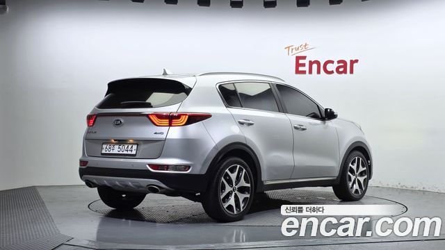 Kia Sportage (IV) Diesel 2.0 4WD Noblesse 2016 — фото 2