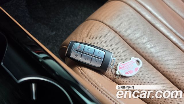 Genesis G80 (RG3) Gasoline 2.5 Turbo AWD 2021 — фото 16