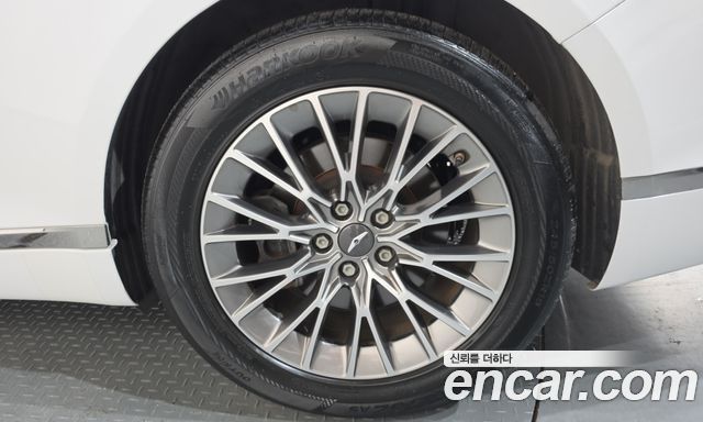 Genesis G80 (RG3) Gasoline 2.5 Turbo AWD 2021 — фото 21
