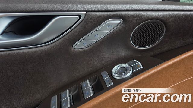 Genesis G80 (RG3) Gasoline 2.5 Turbo AWD 2021 — фото 30