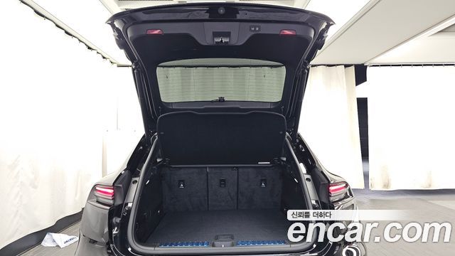 Porsche Macan EV 4S 2025 — фото 20