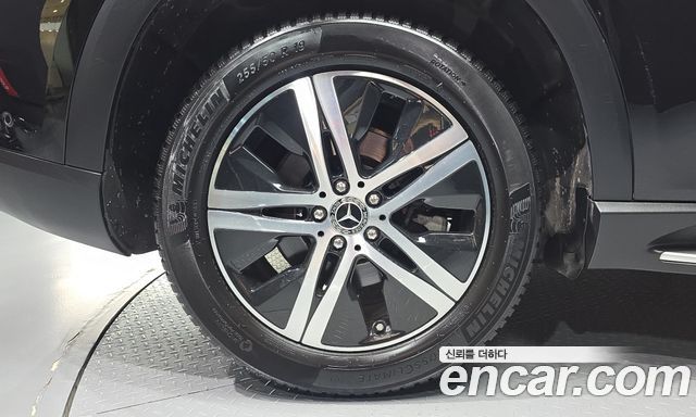 Mercedes-Benz GLE-Class (W167) GLE300d 4MATIC 2020 — фото 5
