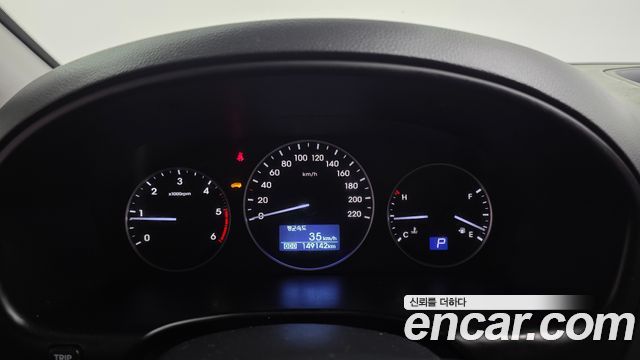Hyundai Grand Starex Van 3-Seater Smart 2019 — фото 8